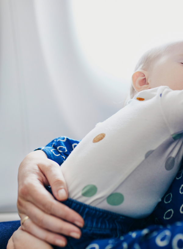 How to sleep well during holiday travel